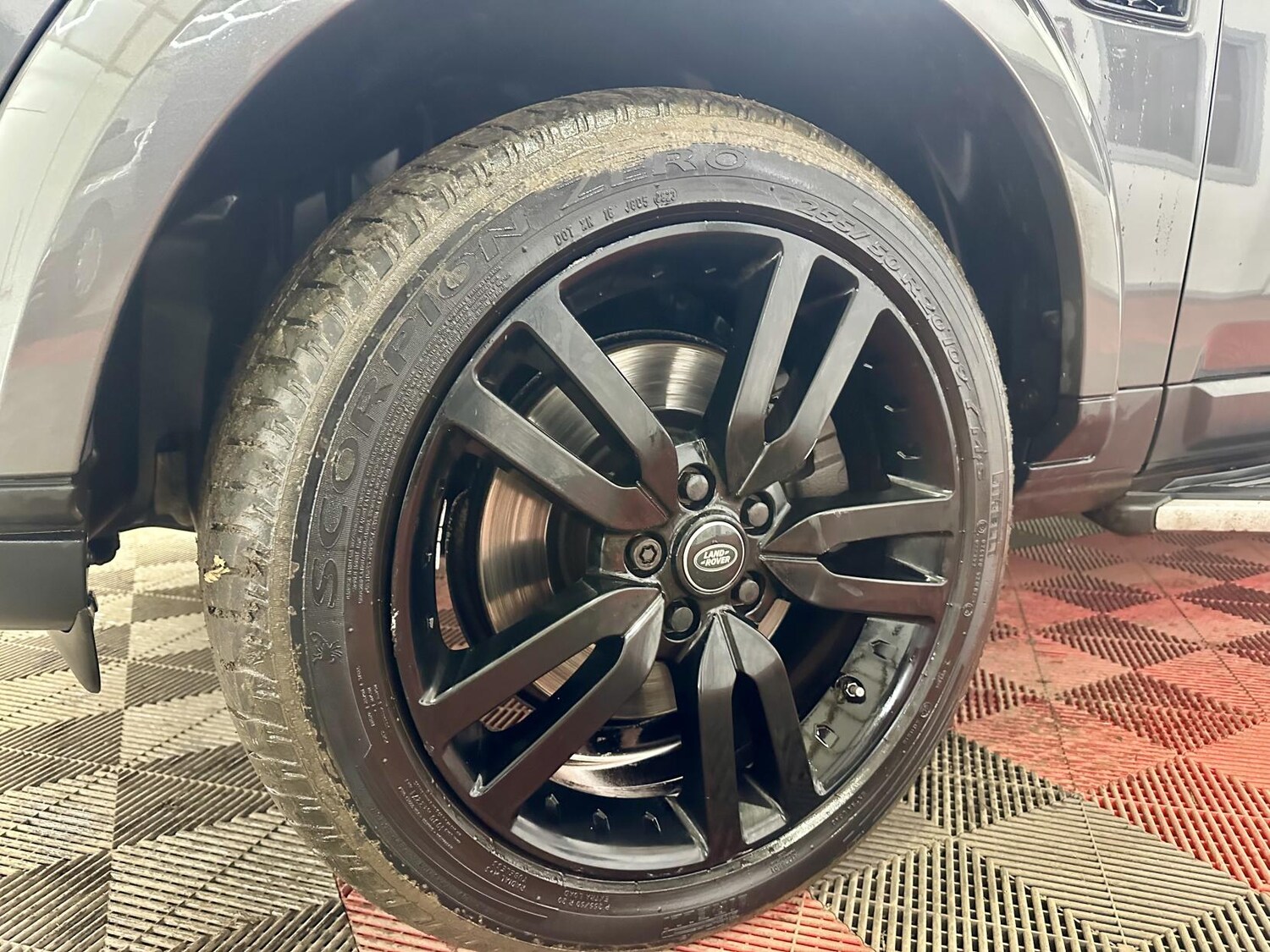 Used Land Rover Discovery 2015 for sale - 77644124: Photo 17