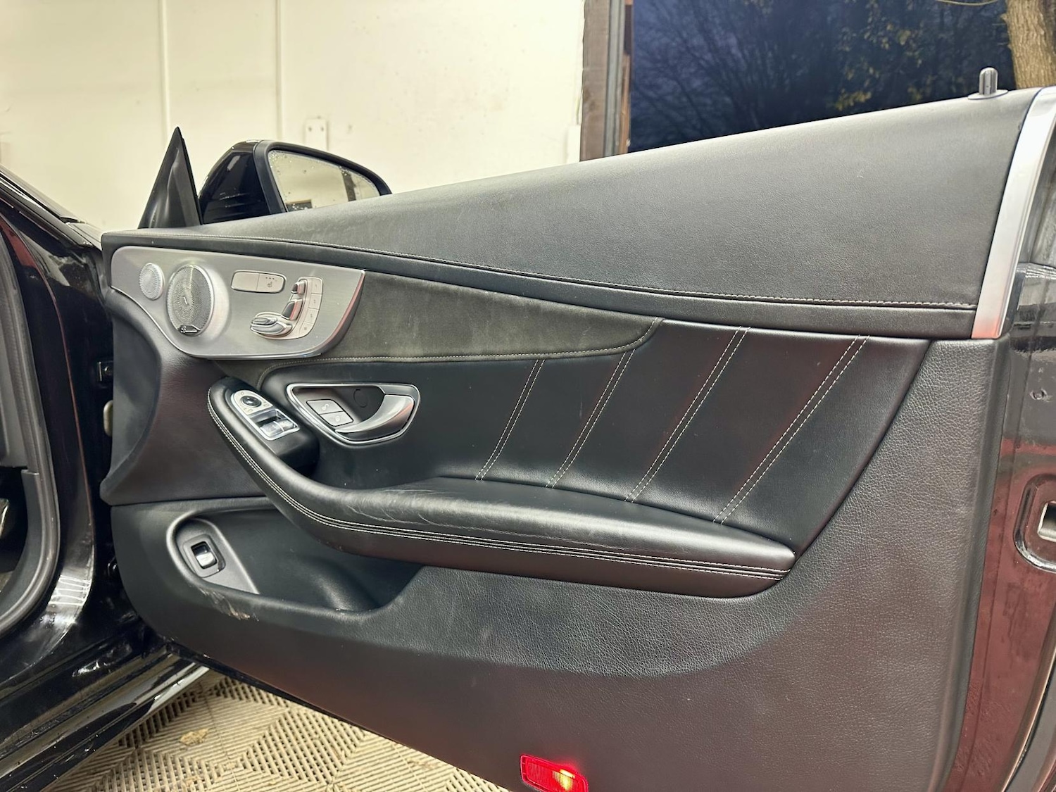 Used Mercedes-Benz C Class 2016 for sale - 76975389: Photo 16