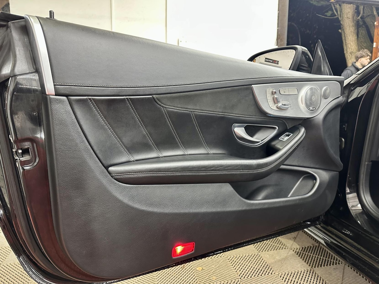 Used Mercedes-Benz C Class 2016 for sale - 76975389: Photo 31