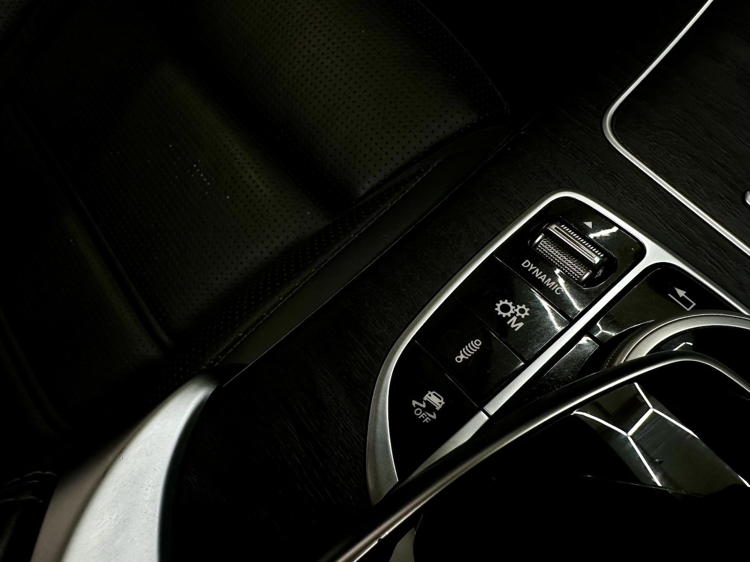 Used Mercedes-Benz C Class 2016 for sale - 76975389: Photo 35