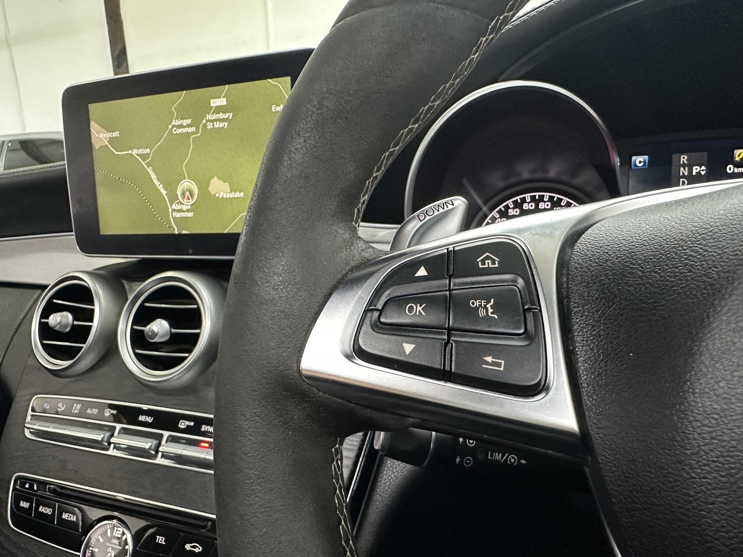 Used Mercedes-Benz C Class 2016 for sale - 76975389: Photo 38