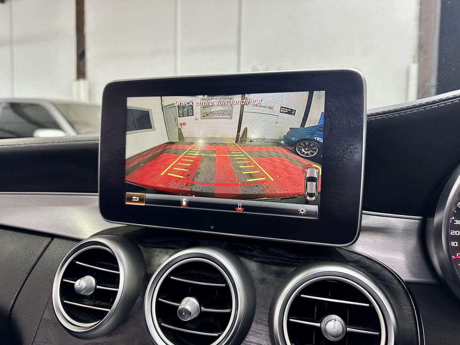 Used Mercedes-Benz C Class 2016 for sale - 76975389: Photo 39