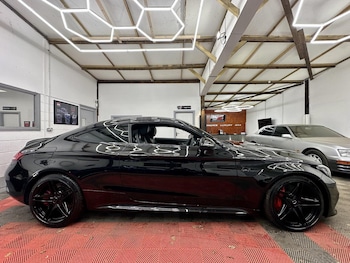 Used Mercedes-Benz C Class 2016 for sale - 76975389: Photo