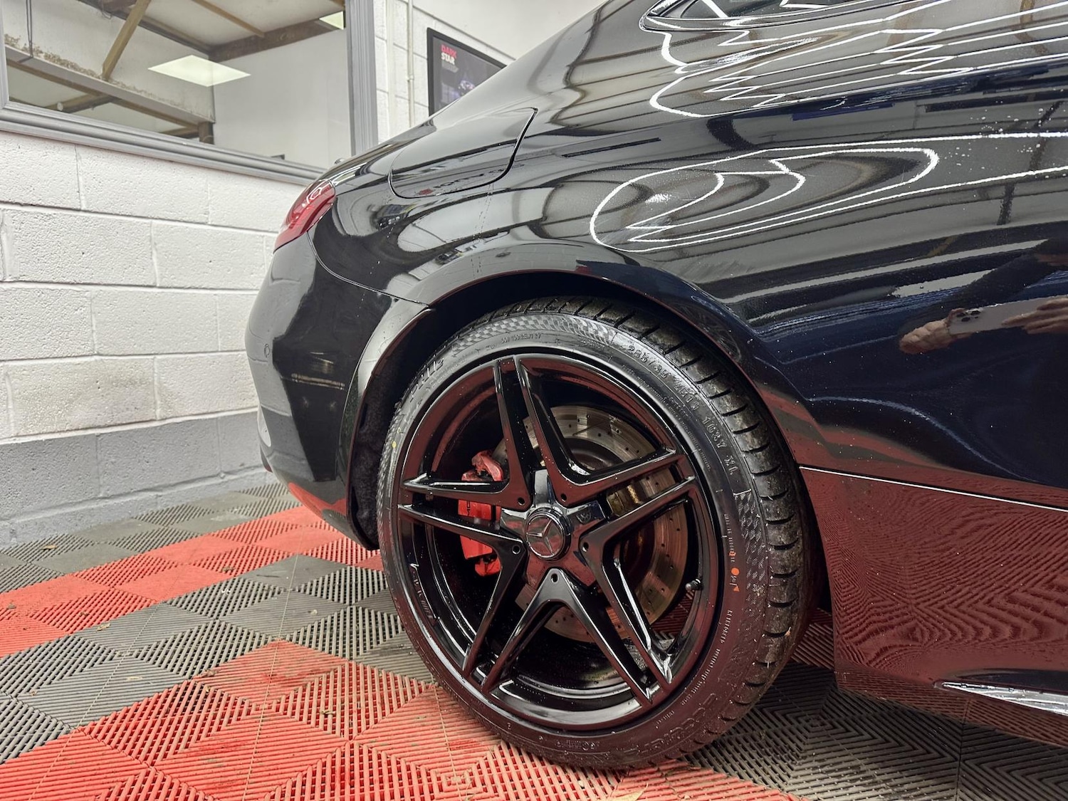 Used Mercedes-Benz C Class 2016 for sale - 76975389: Photo 5