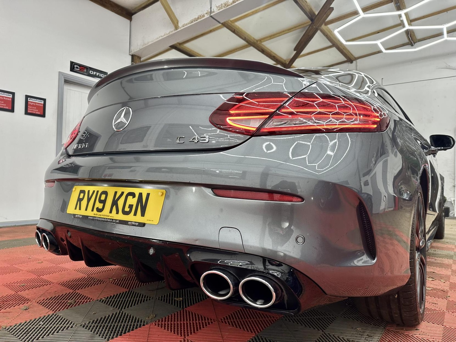 Used Mercedes-Benz C Class 2019 for sale - 77237259: Photo 11