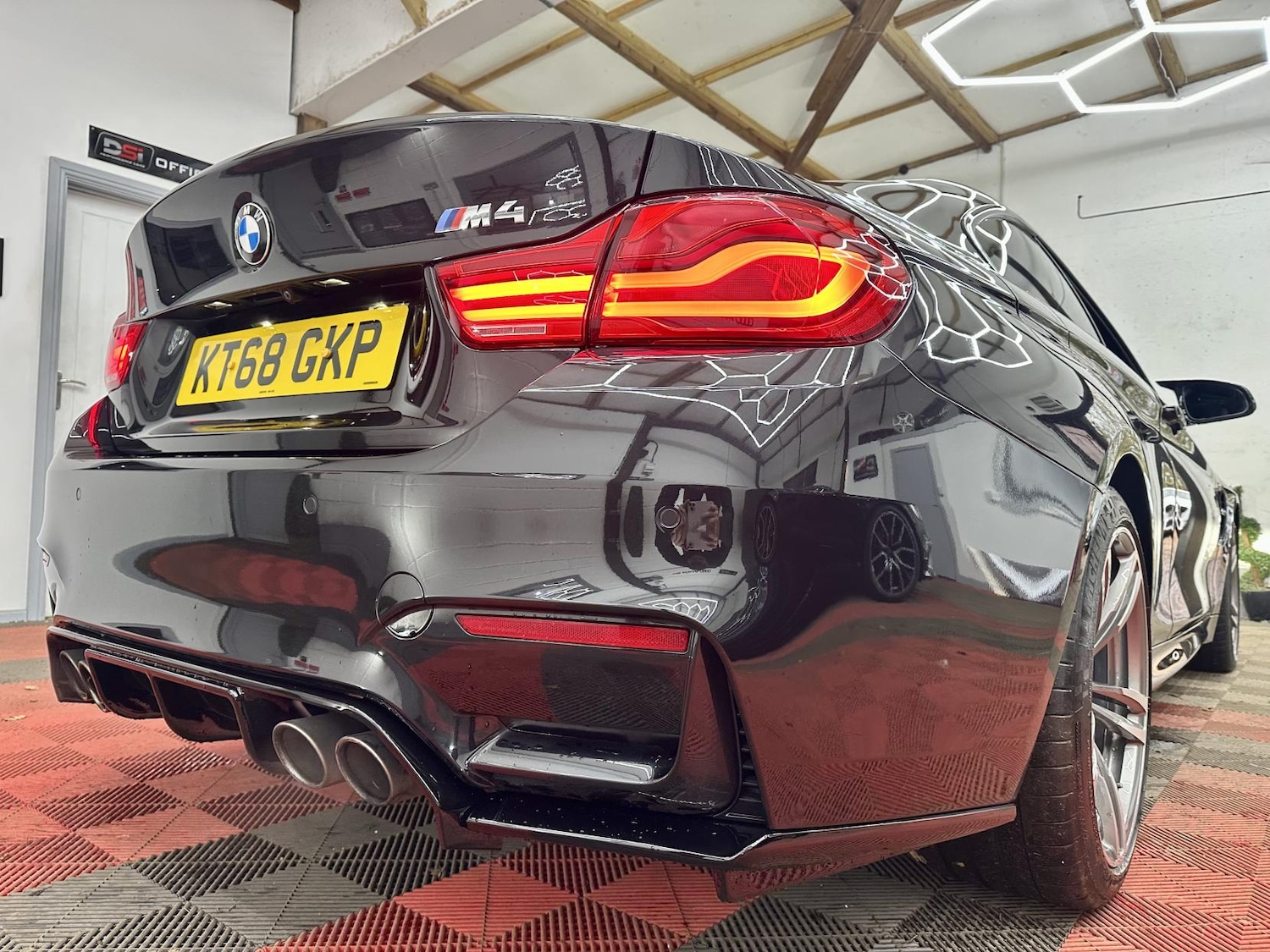Used BMW M4 2018 for sale - 77173545: Photo 13