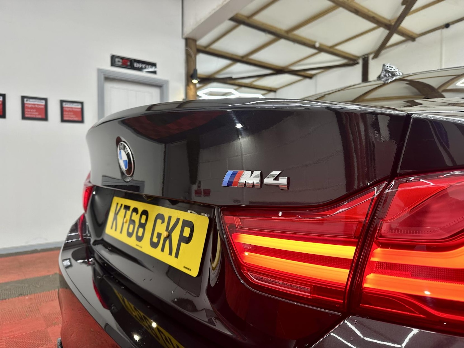 Used BMW M4 2018 for sale - 77173545: Photo 17