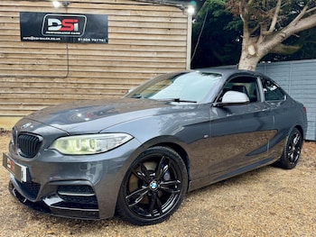 Used BMW 2 Series 2015 for sale - 76494354: Photo