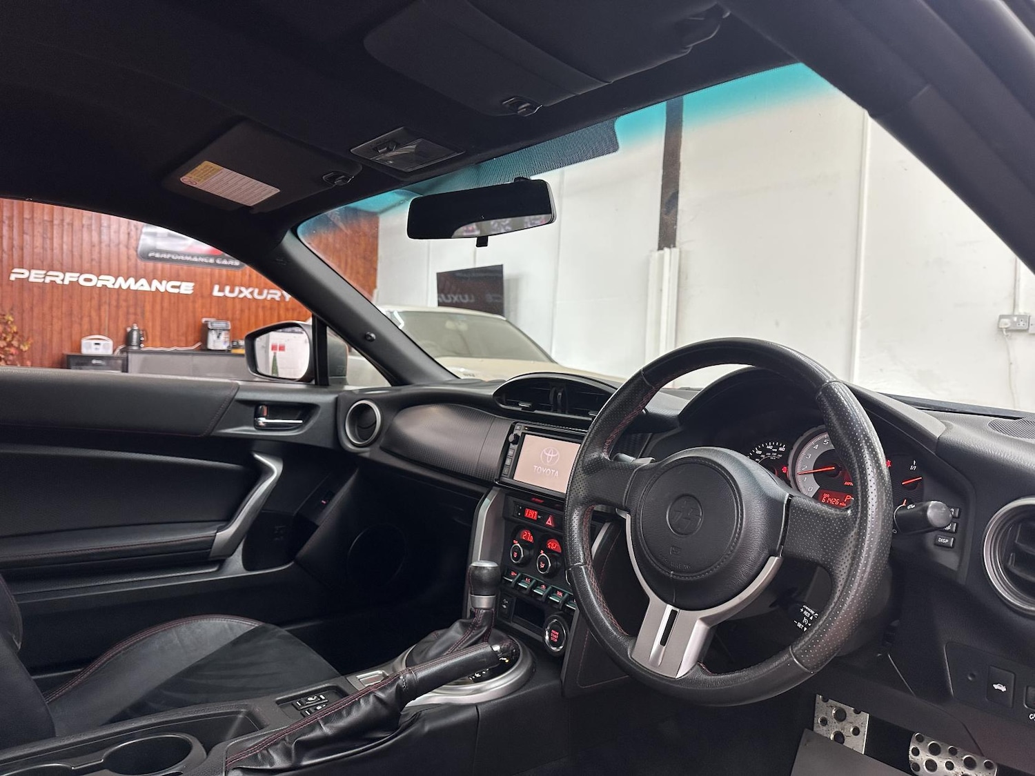 Used Toyota GT86 2012 for sale - 77644112: Photo 15