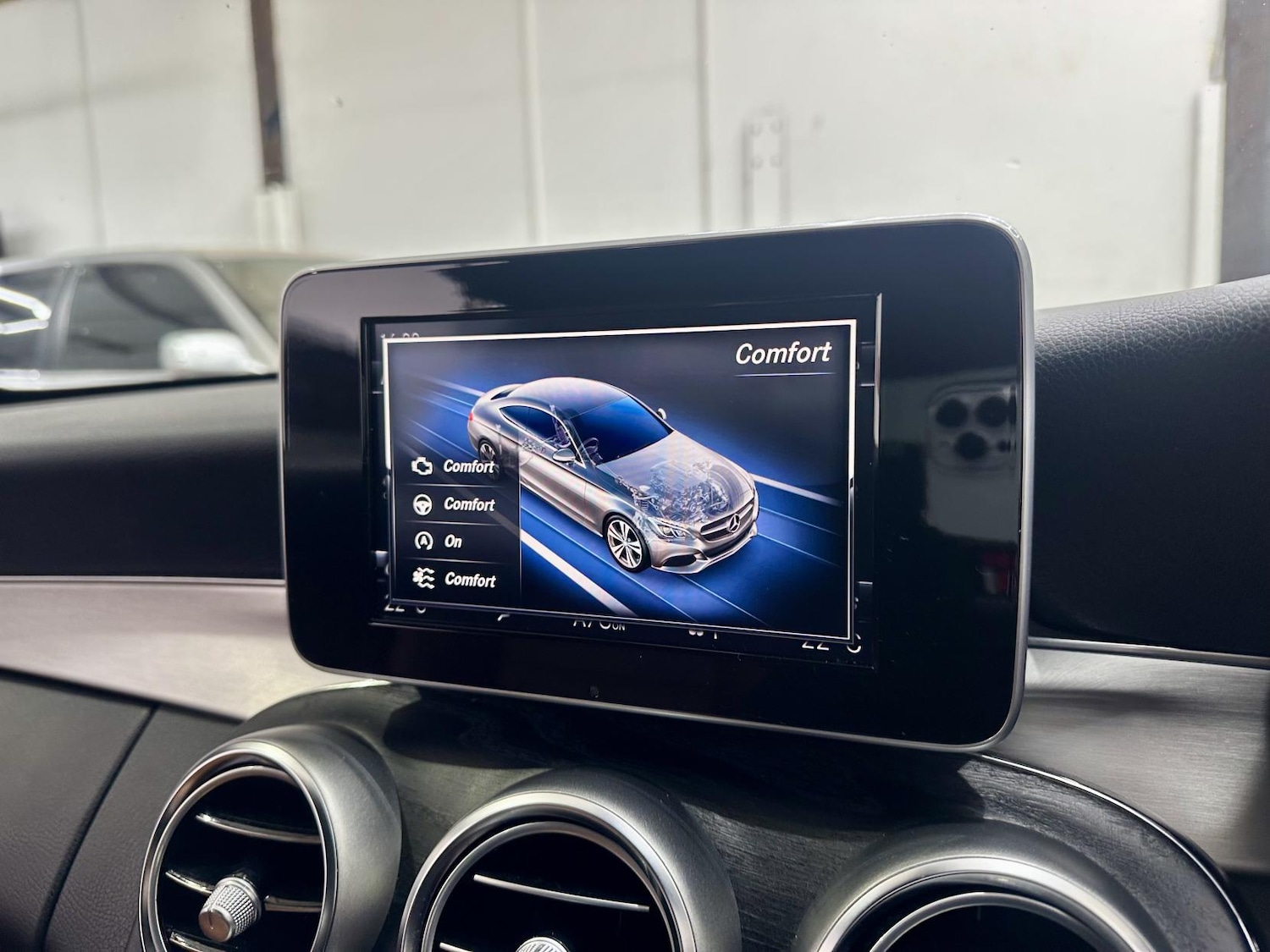 Used Mercedes-Benz C Class 2017 for sale - 76885275: Photo 40