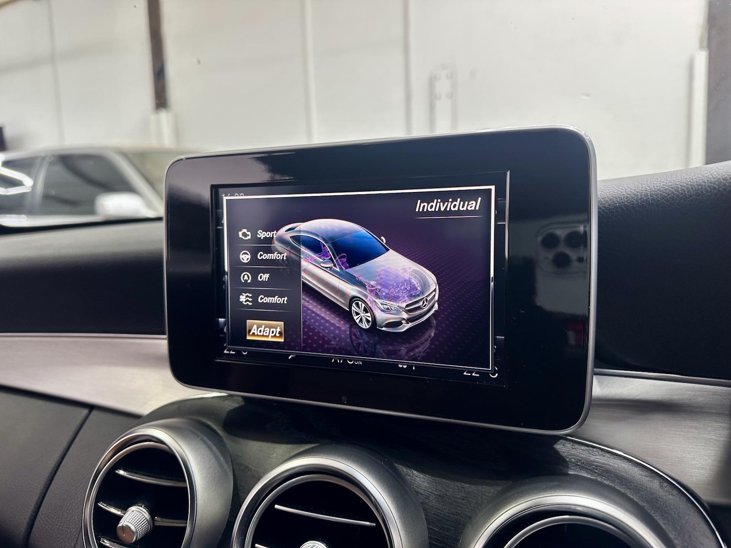 Used Mercedes-Benz C Class 2017 for sale - 76885275: Photo 43