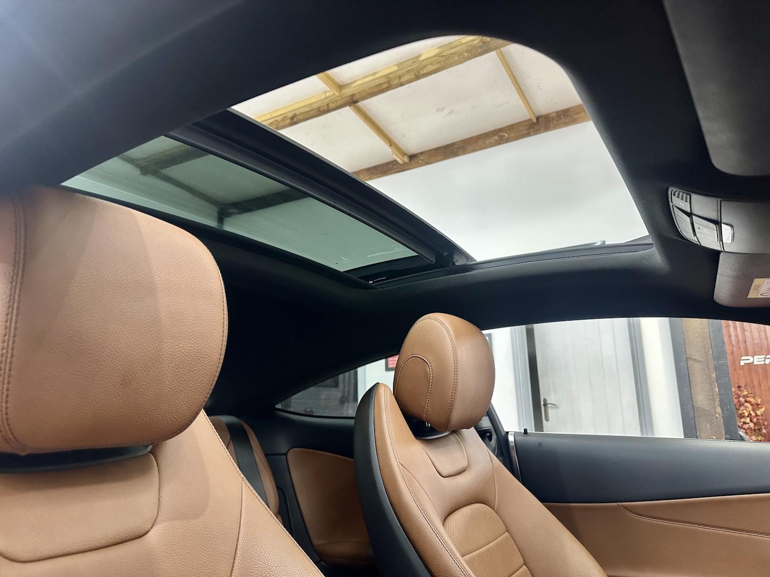 Used Mercedes-Benz C Class 2017 for sale - 76885275: Photo 44