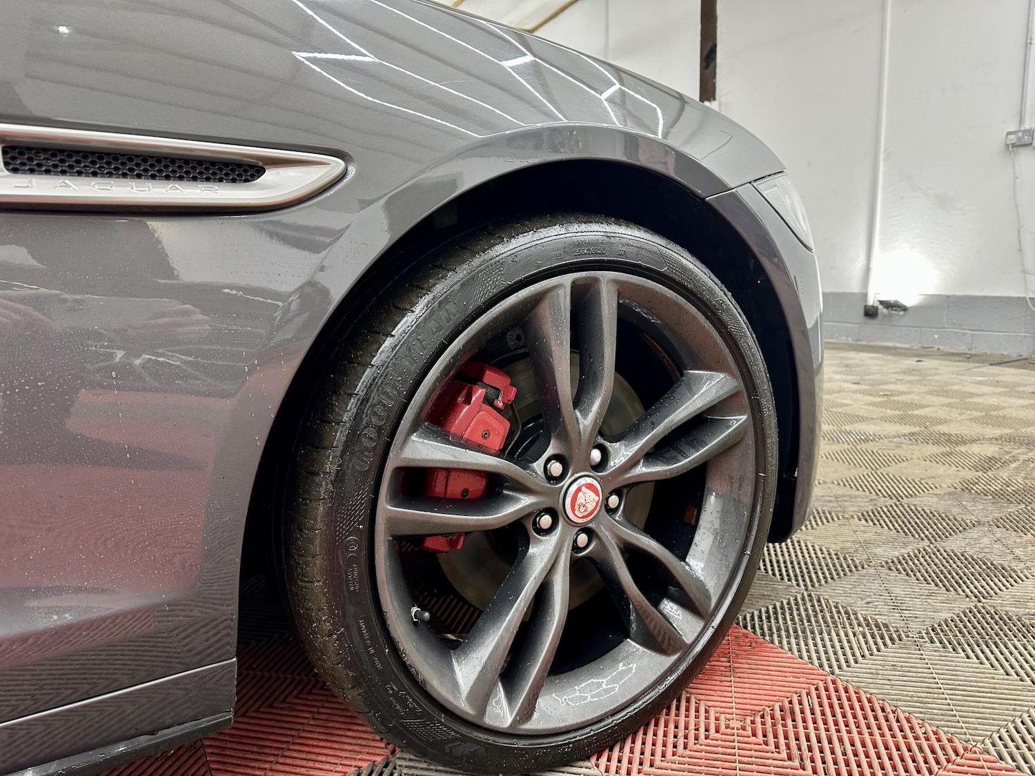 Used Jaguar XF 2016 for sale - 77339622: Photo 10