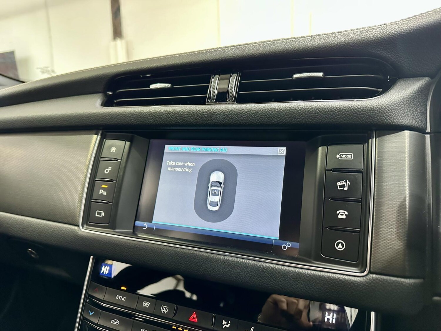 Used Jaguar XF 2016 for sale - 77339622: Photo 38