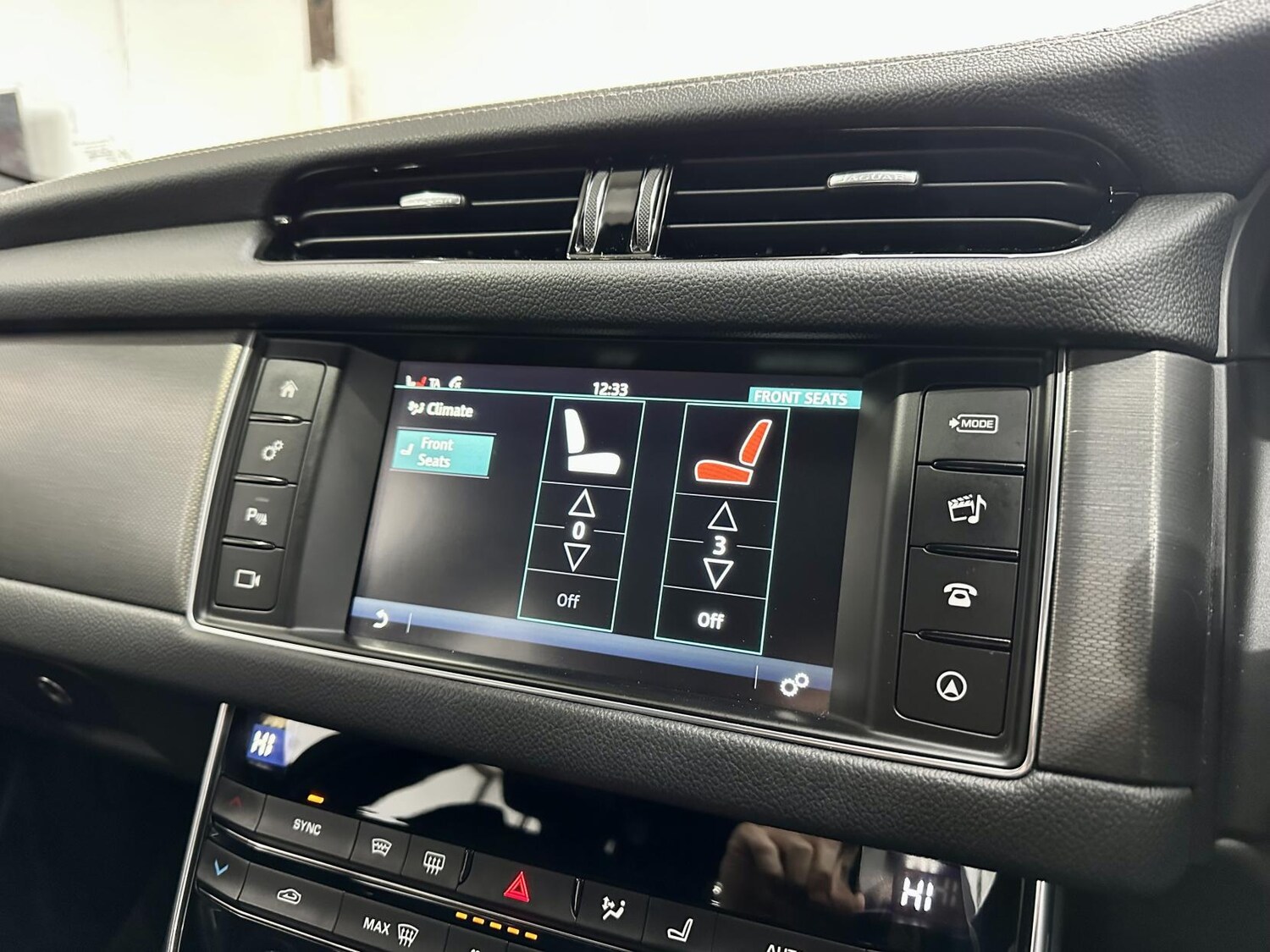 Used Jaguar XF 2016 for sale - 77339622: Photo 39