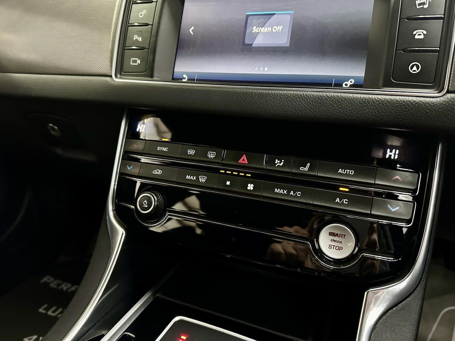 Used Jaguar XF 2016 for sale - 77339622: Photo 41