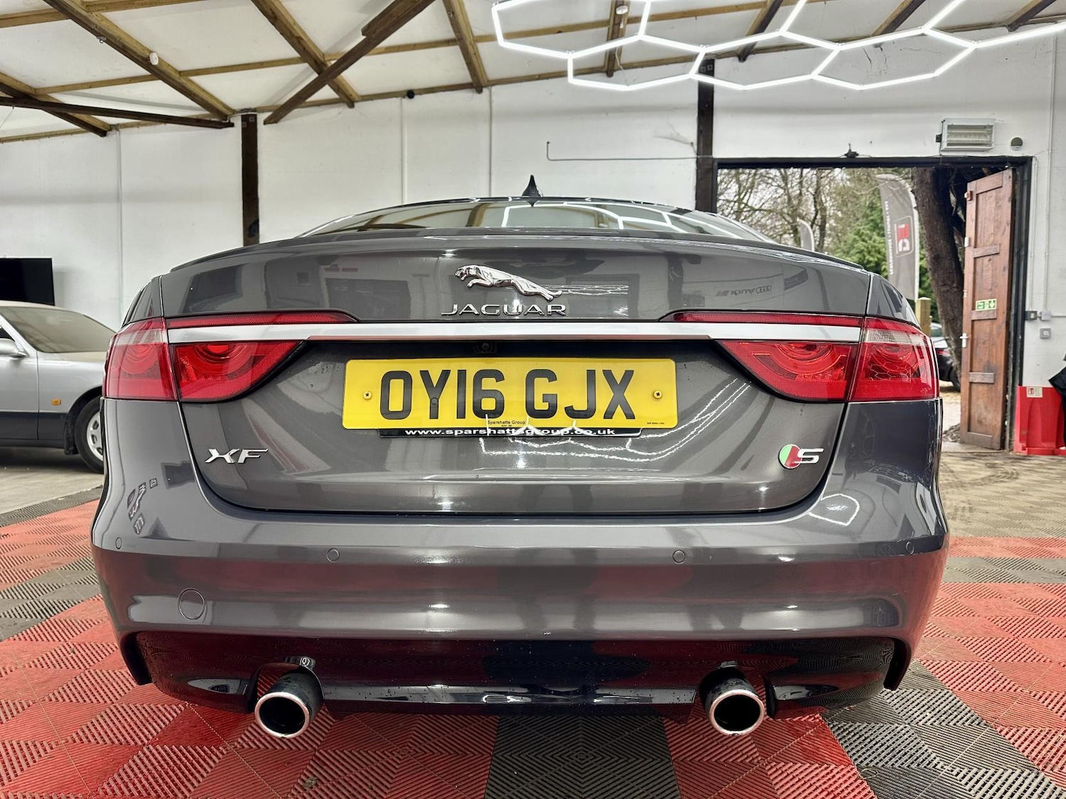 Used Jaguar XF 2016 for sale - 77339622: Photo 6