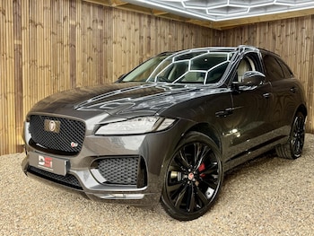 Used Jaguar F-Pace 2017 for sale - 78740195: Photo