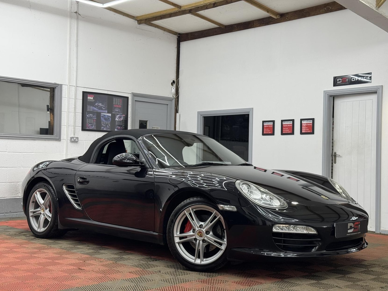 Used Porsche Boxster 2011 for sale - 77848282: Photo 11