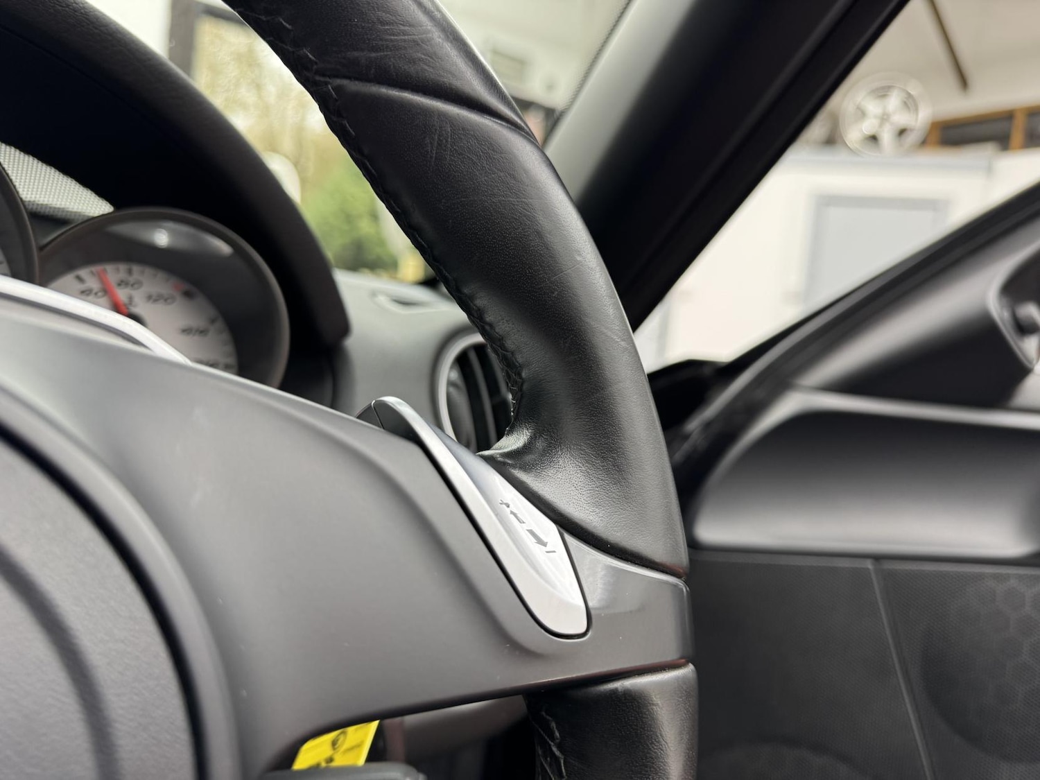 Used Porsche Boxster 2011 for sale - 77848282: Photo 28