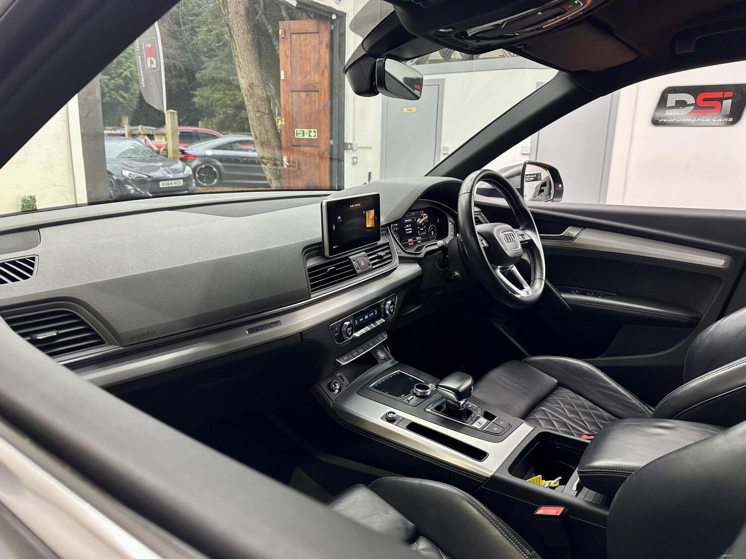 Used Audi Q5 2019 for sale - 77525789: Photo 33