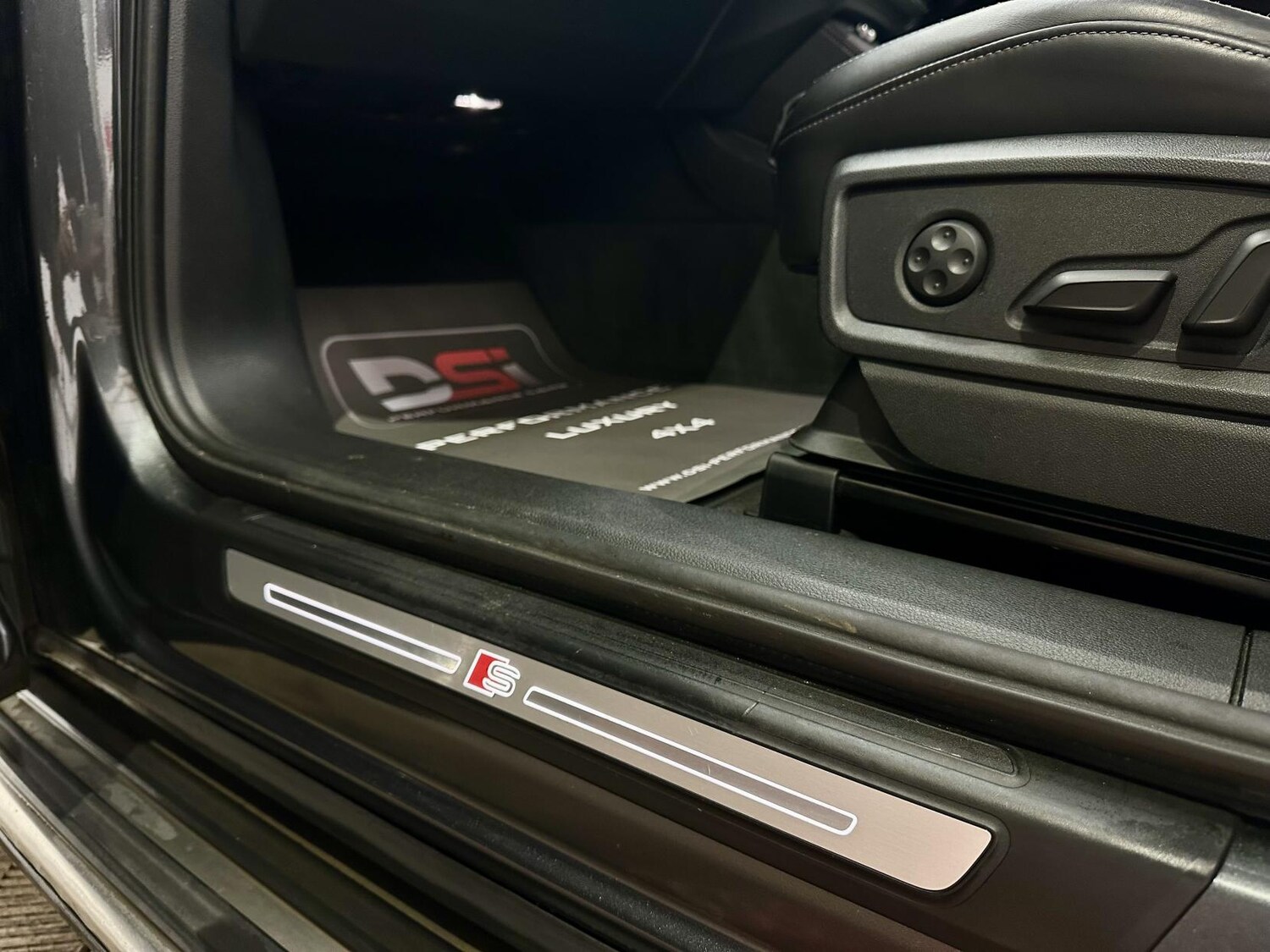 Used Audi Q5 2019 for sale - 77525789: Photo 37