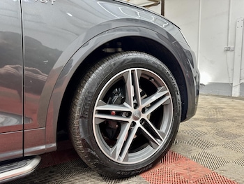 Used Audi Q5 2019 for sale - 77525789: Photo