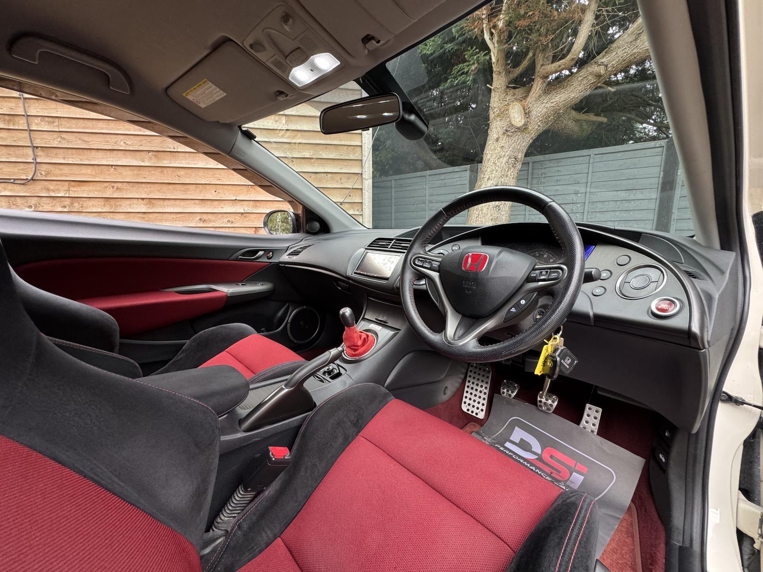 Used Honda Civic 2010 for sale - 76384837: Photo 15