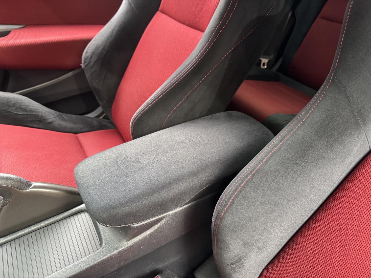 Used Honda Civic 2010 for sale - 76384837: Photo 28