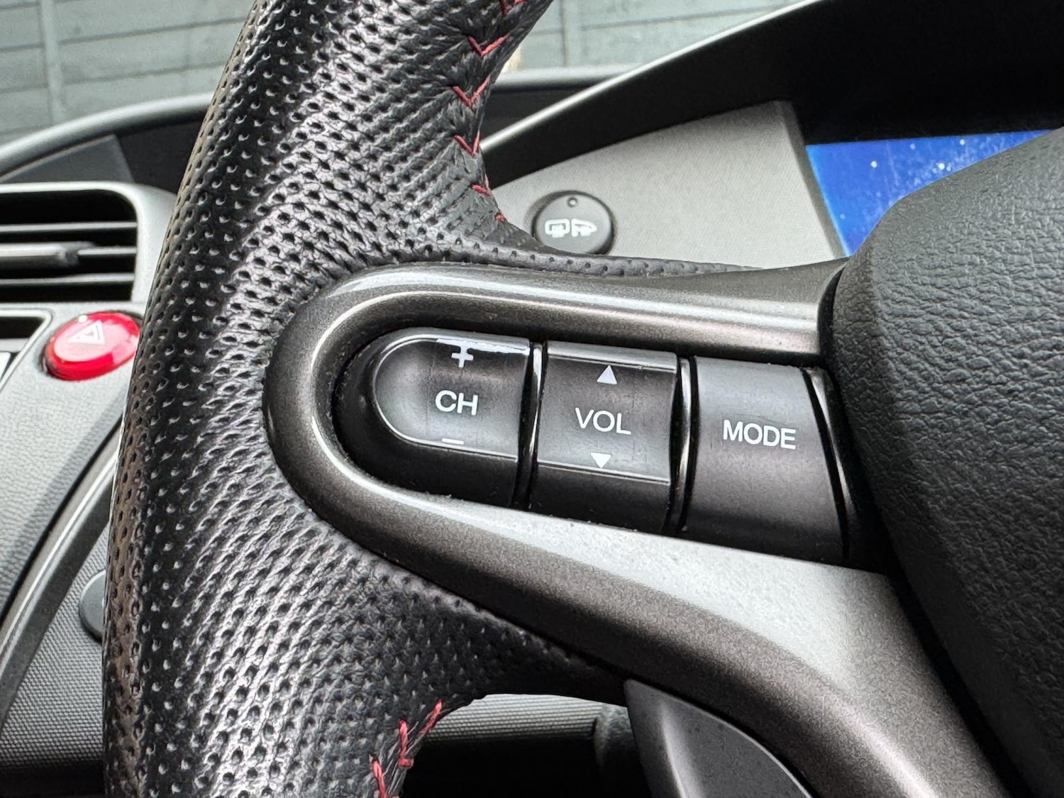 Used Honda Civic 2010 for sale - 76384837: Photo 33