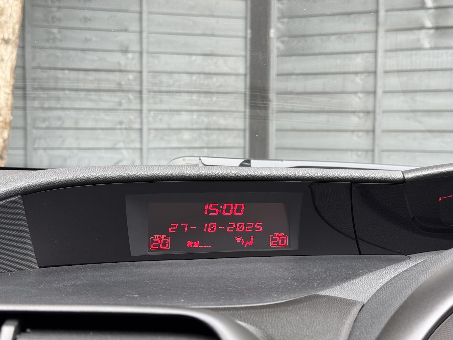 Used Honda Civic 2010 for sale - 76384837: Photo 42