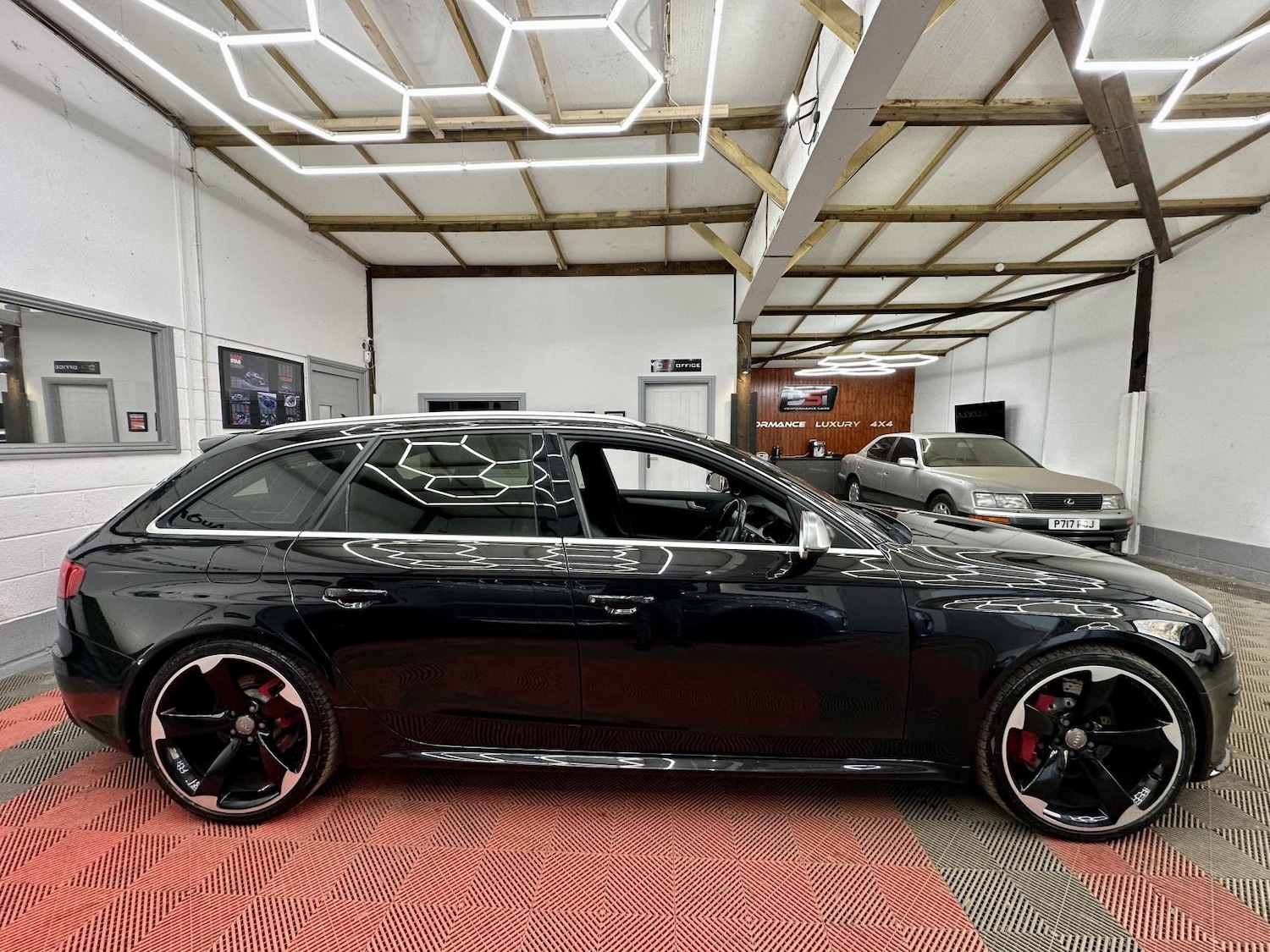 Used Audi RS4 2015 for sale - 77921746: Photo 14