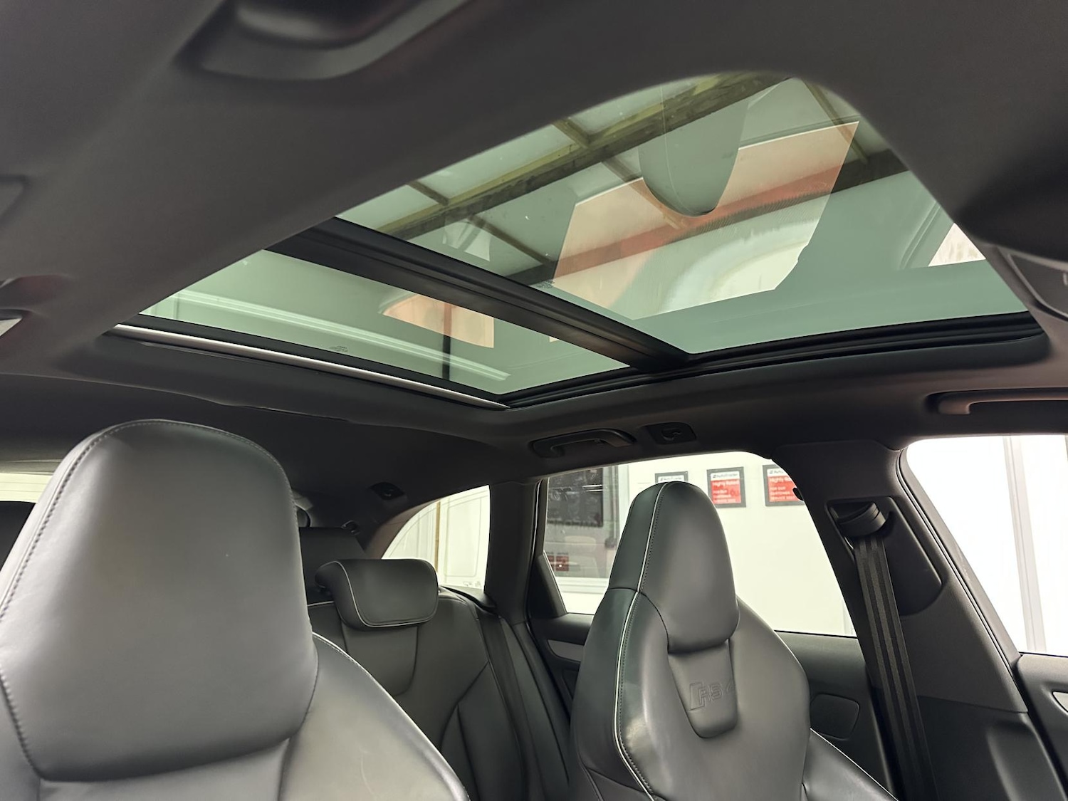 Used Audi RS4 2015 for sale - 77921746: Photo 29