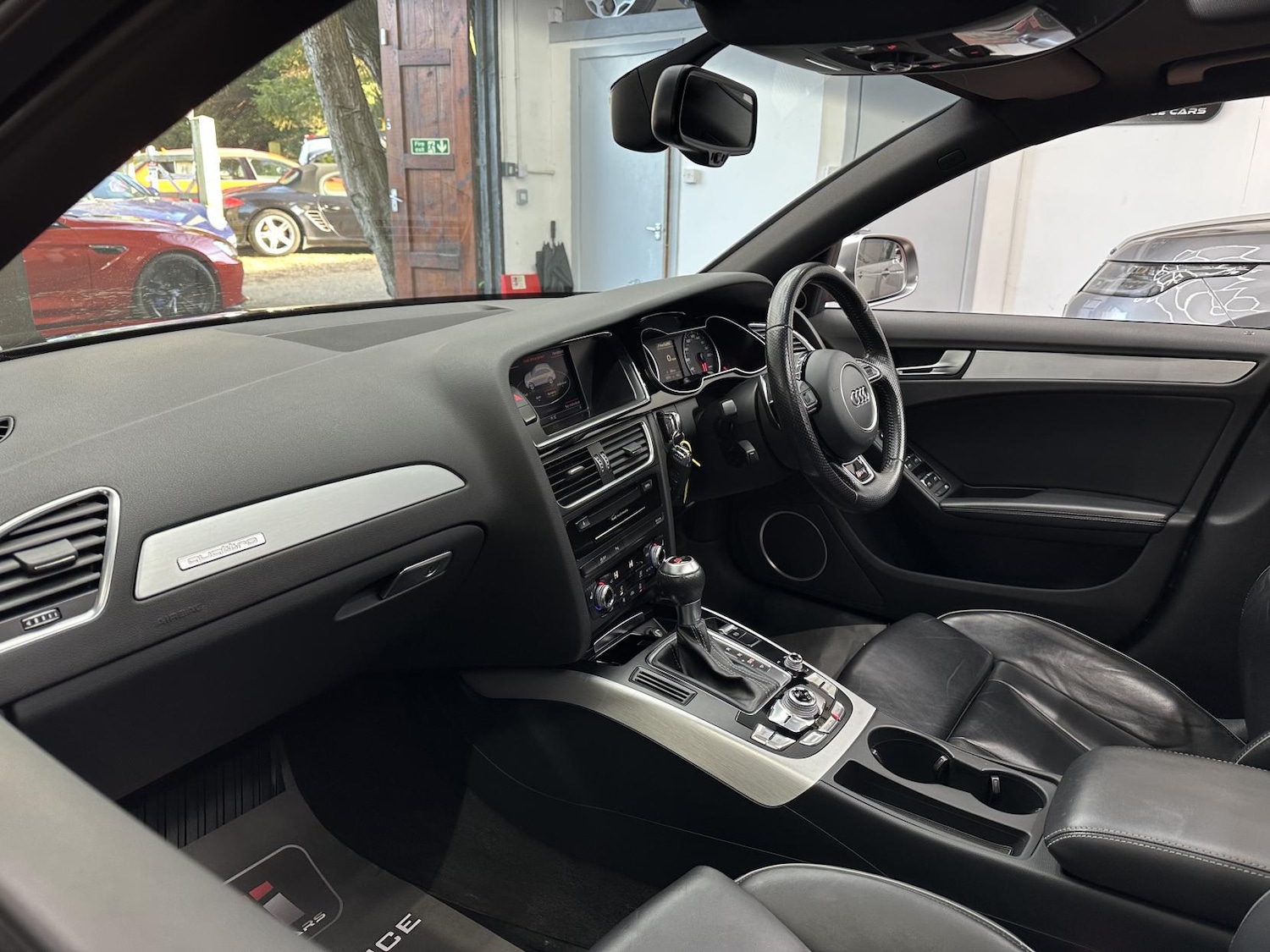 Used Audi RS4 2015 for sale - 77921746: Photo 31