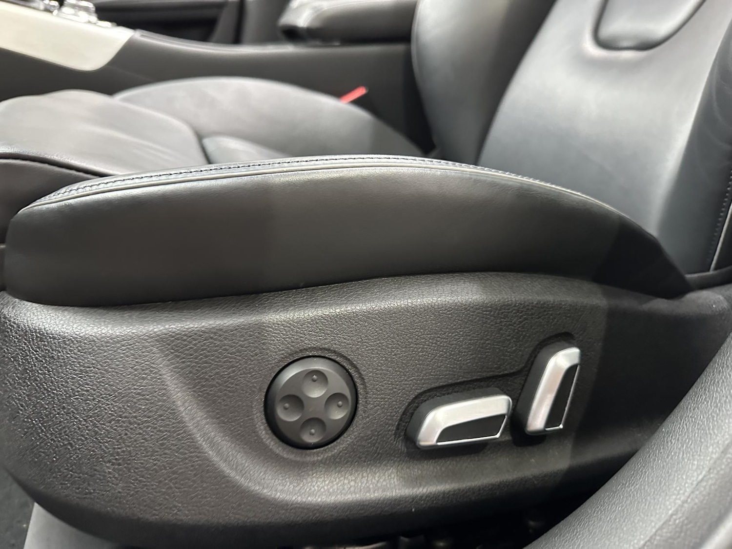 Used Audi RS4 2015 for sale - 77921746: Photo 35