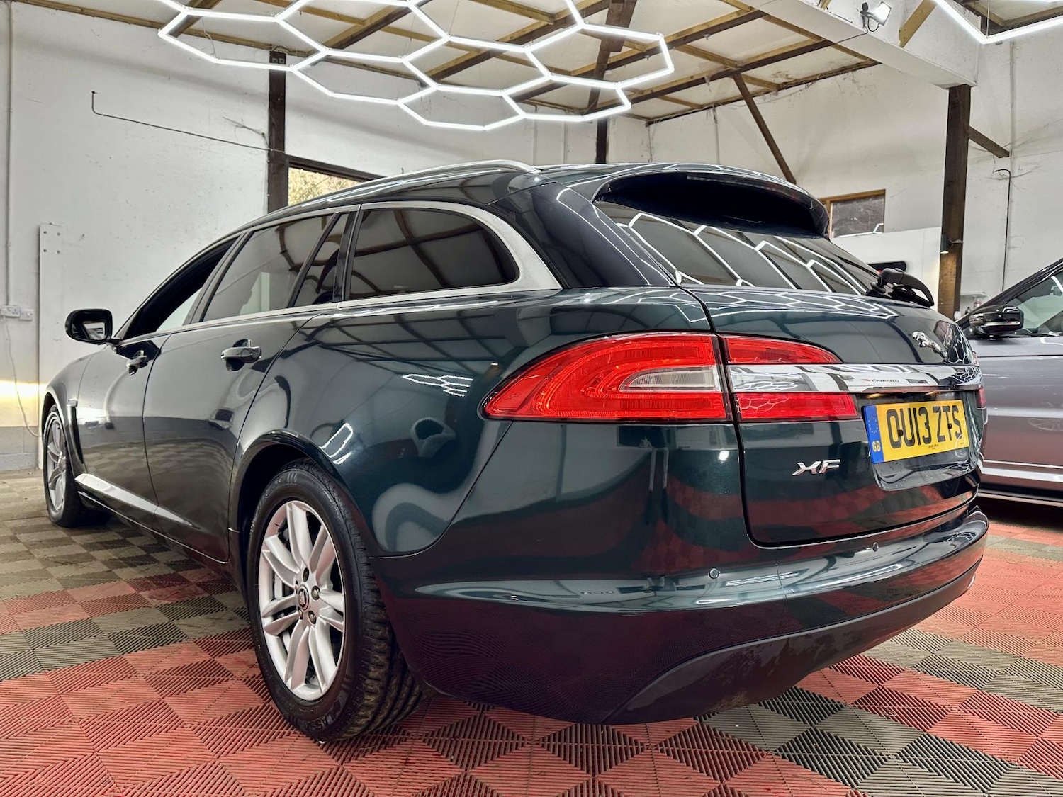 Used Jaguar XF 2013 for sale - 77822681: Photo 10