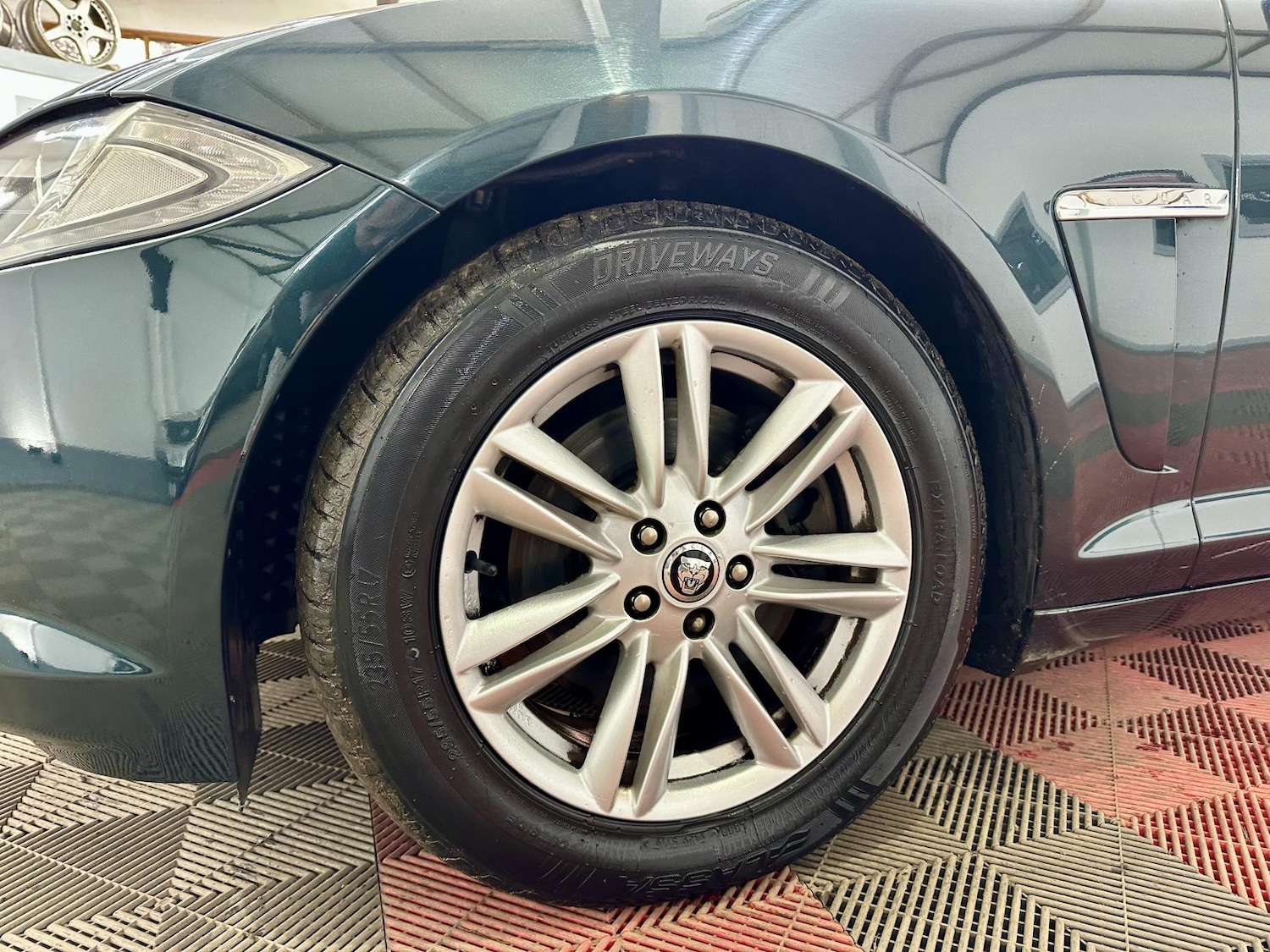 Used Jaguar XF 2013 for sale - 77822681: Photo 11