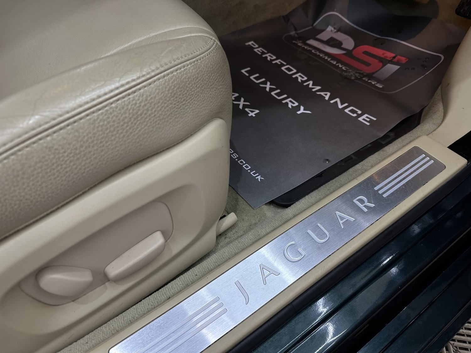 Used Jaguar XF 2013 for sale - 77822681: Photo 18