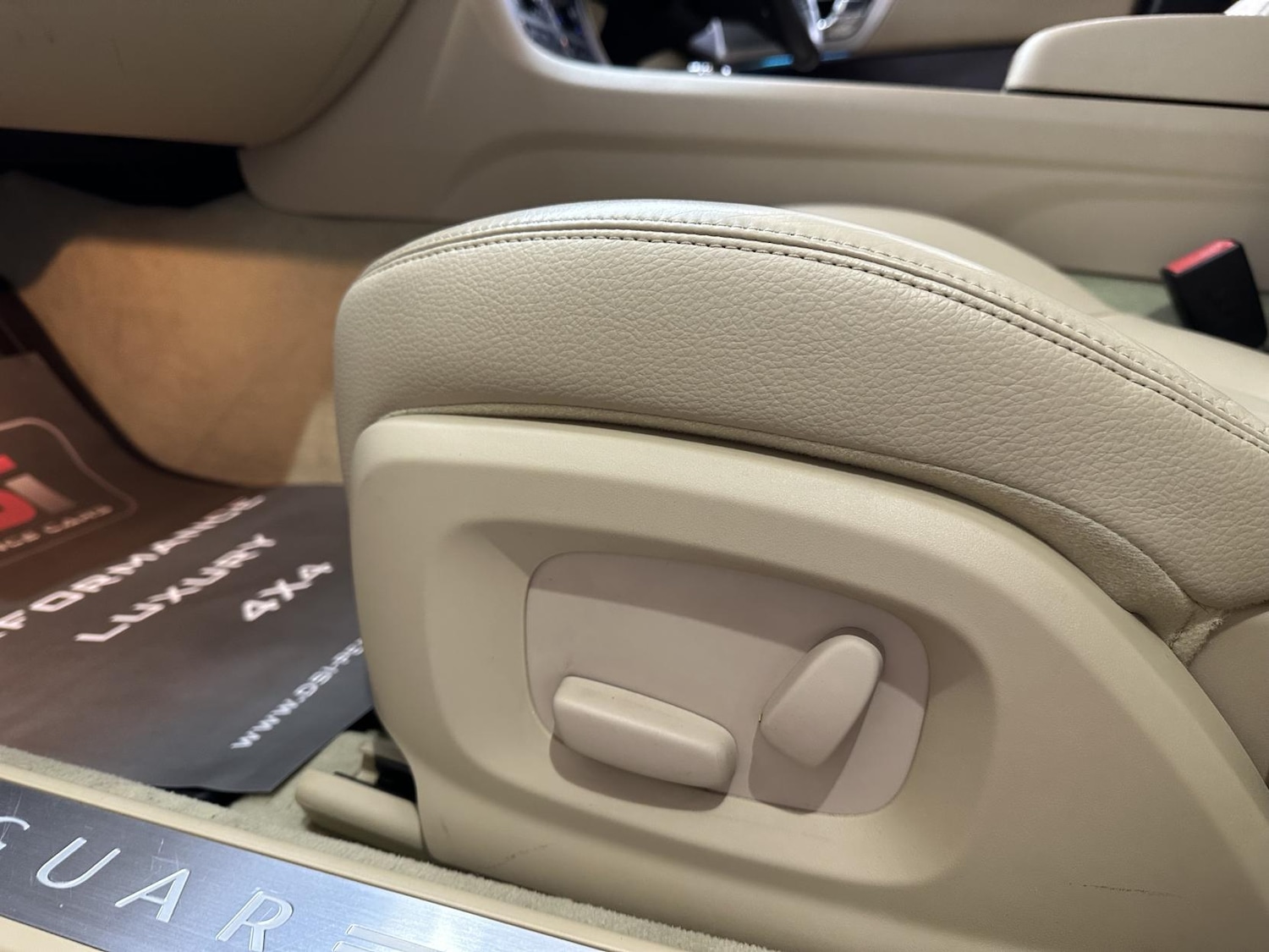 Used Jaguar XF 2013 for sale - 77822681: Photo 27