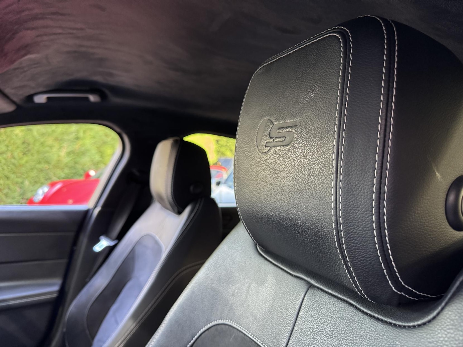 Used Jaguar XF 2018 for sale - 76568424: Photo 25