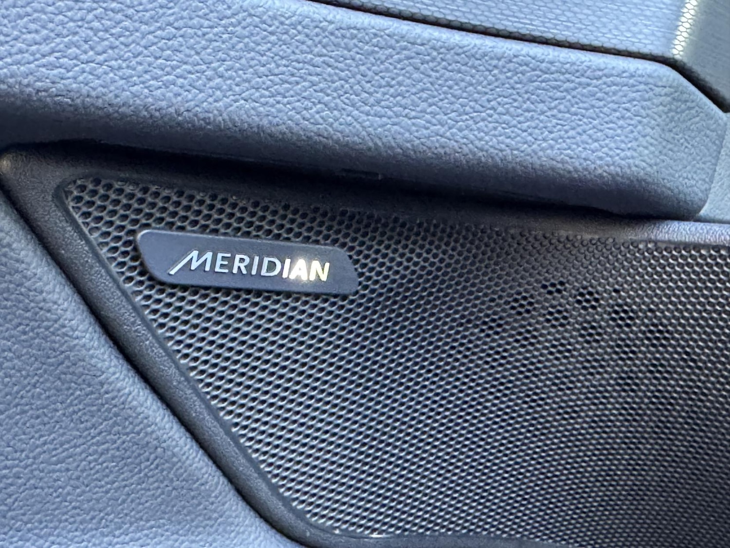 Used Jaguar XF 2018 for sale - 76568424: Photo 27