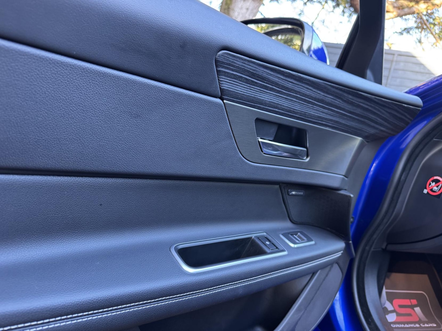 Used Jaguar XF 2018 for sale - 76568424: Photo 28