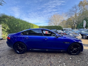 Used Jaguar XF 2018 for sale - 76568424: Photo