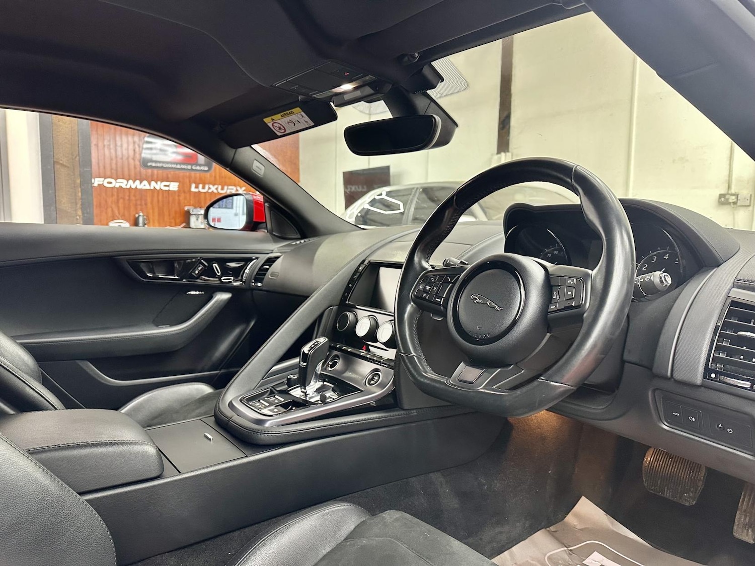 Used Jaguar F-Type 2018 for sale - 76837590: Photo 17