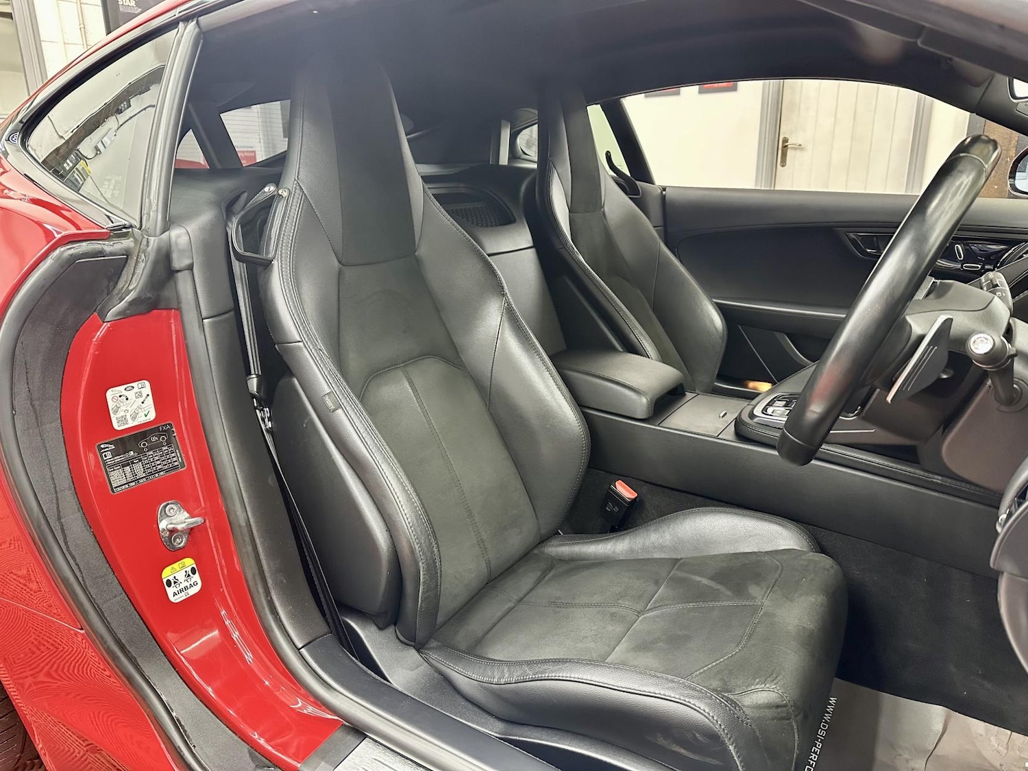 Used Jaguar F-Type 2018 for sale - 76837590: Photo 20