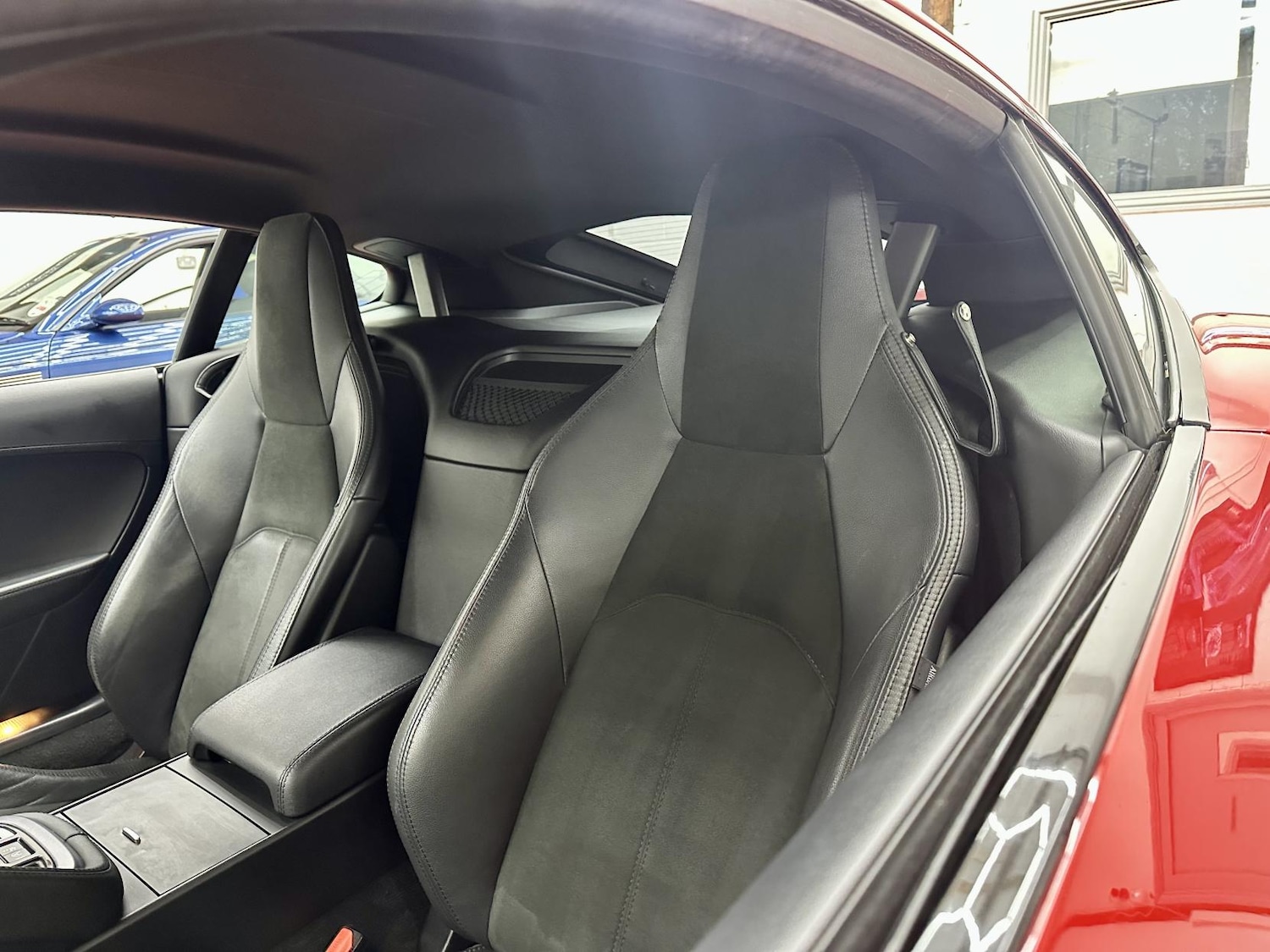 Used Jaguar F-Type 2018 for sale - 76837590: Photo 26