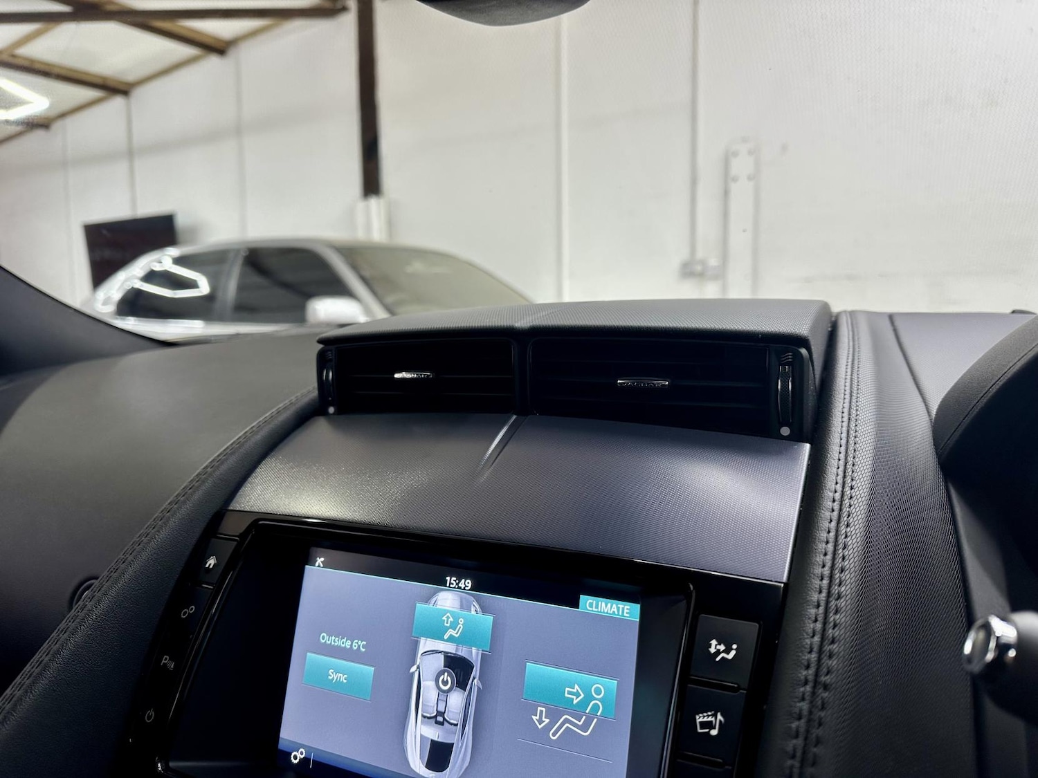 Used Jaguar F-Type 2018 for sale - 76837590: Photo 33