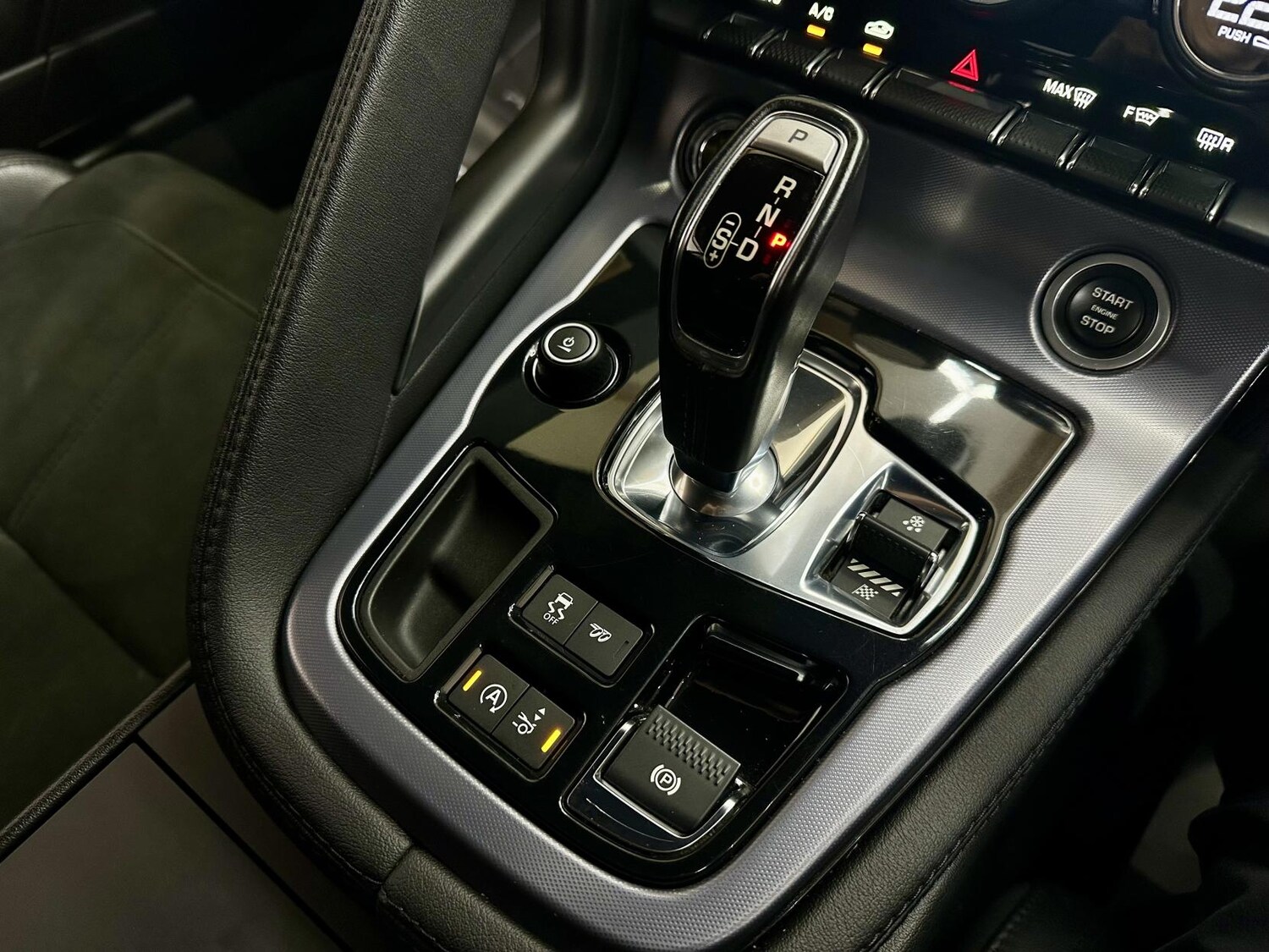 Used Jaguar F-Type 2018 for sale - 76837590: Photo 39