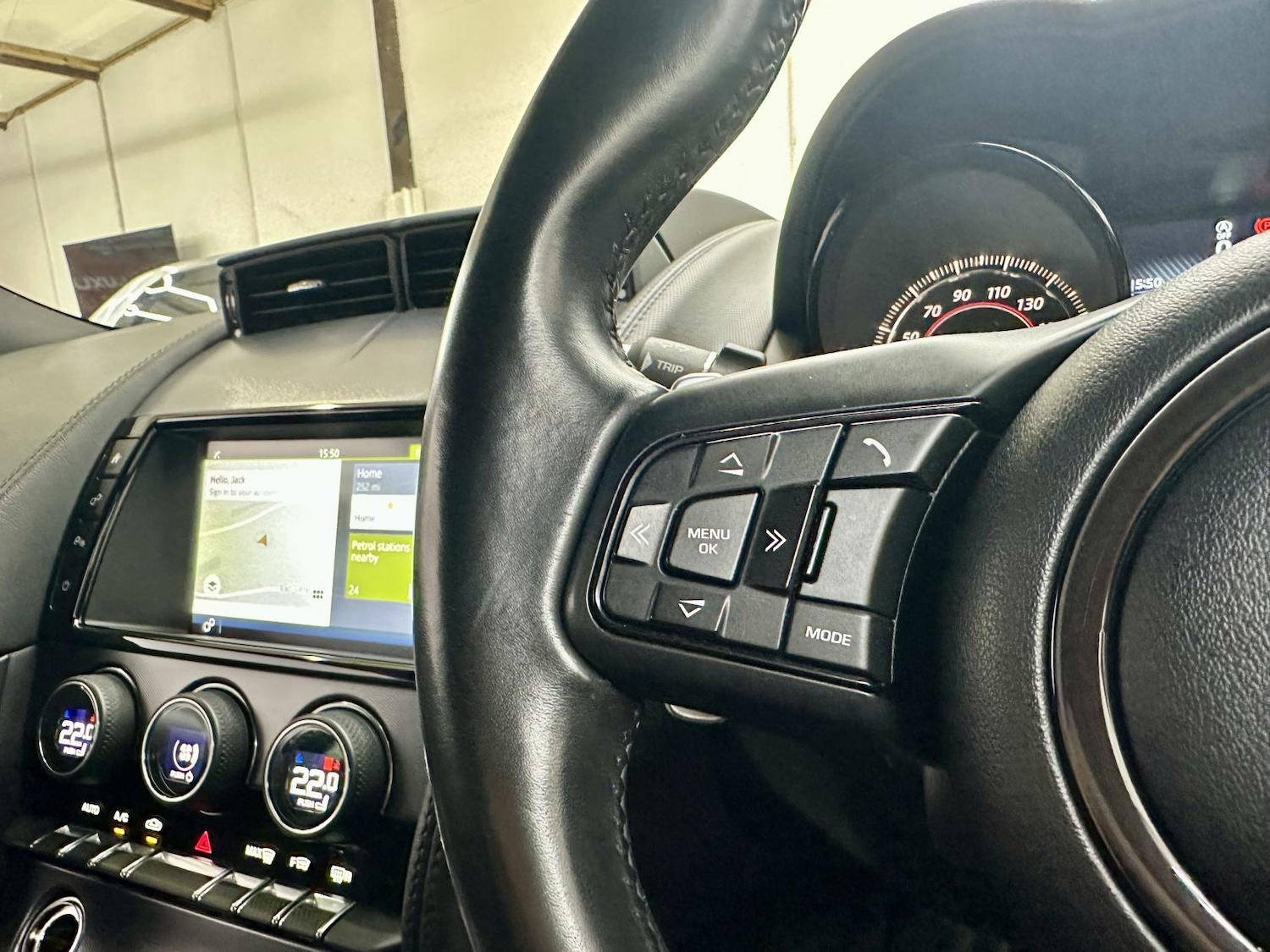 Used Jaguar F-Type 2018 for sale - 76837590: Photo 43