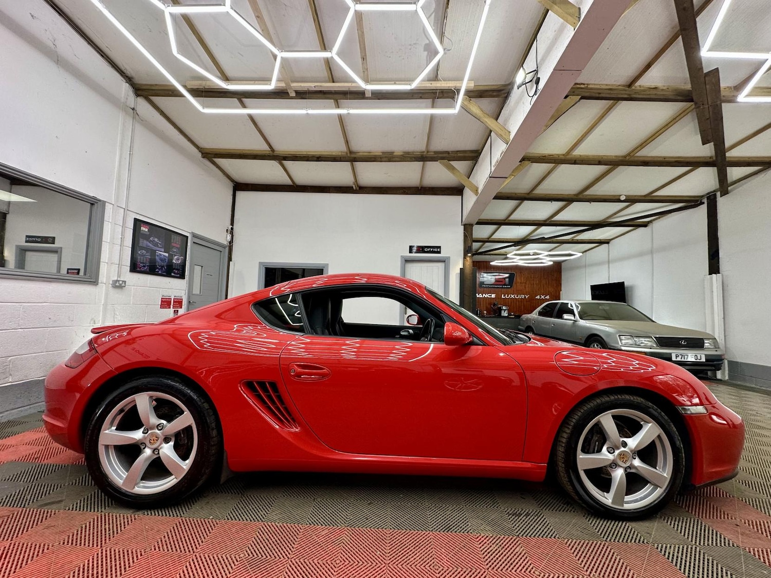 Used Porsche Cayman 2007 for sale - 77592400: Photo 4